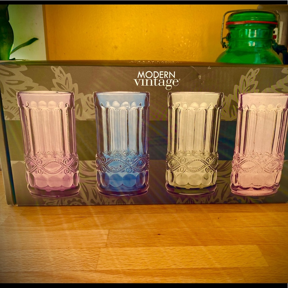 NIB Set of 4 Multicolor Ornate Highball Glasses